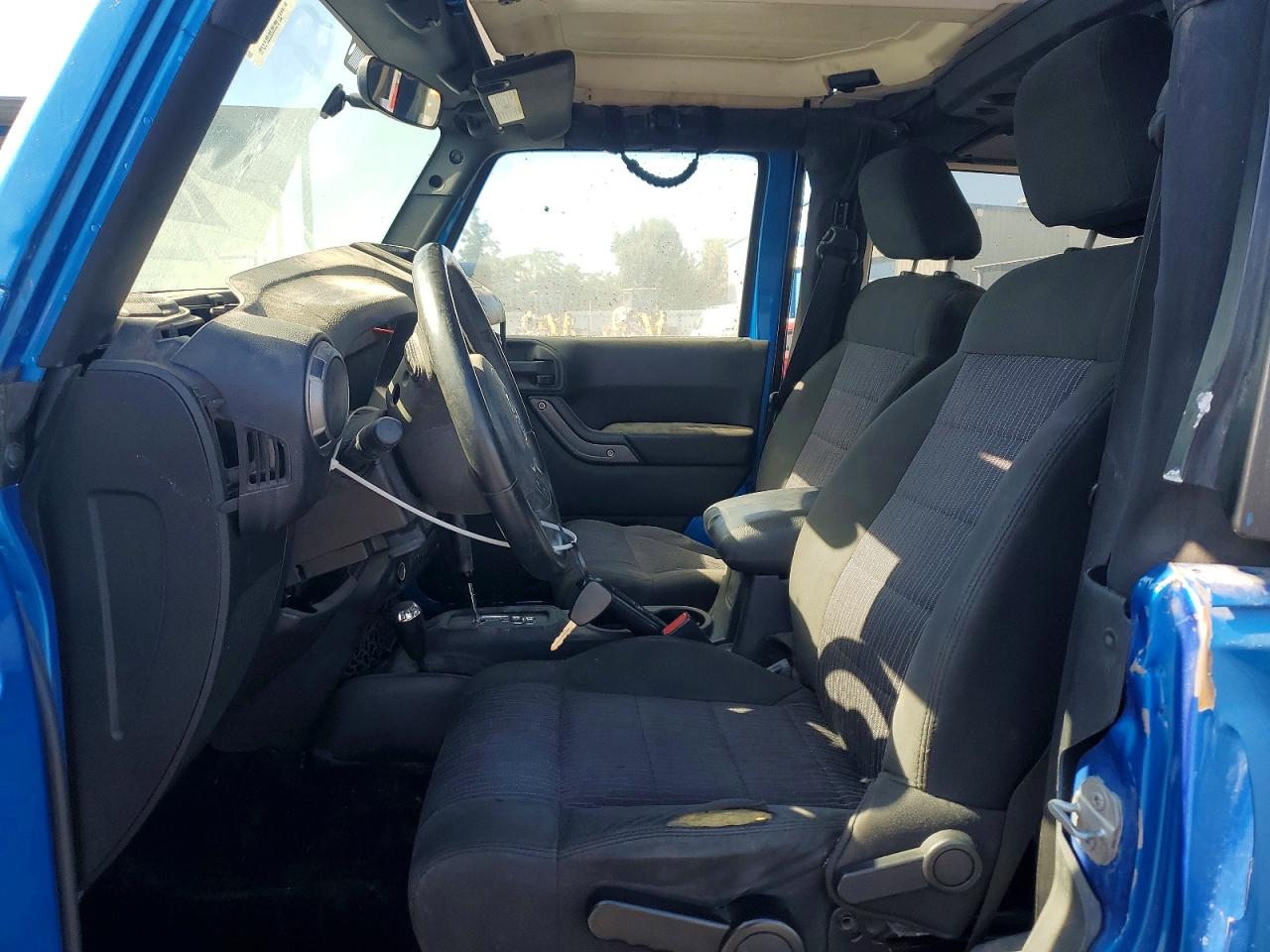 2015 Jeep Wrangler Sport Blue vin: 1C4AJWAG8FL510474