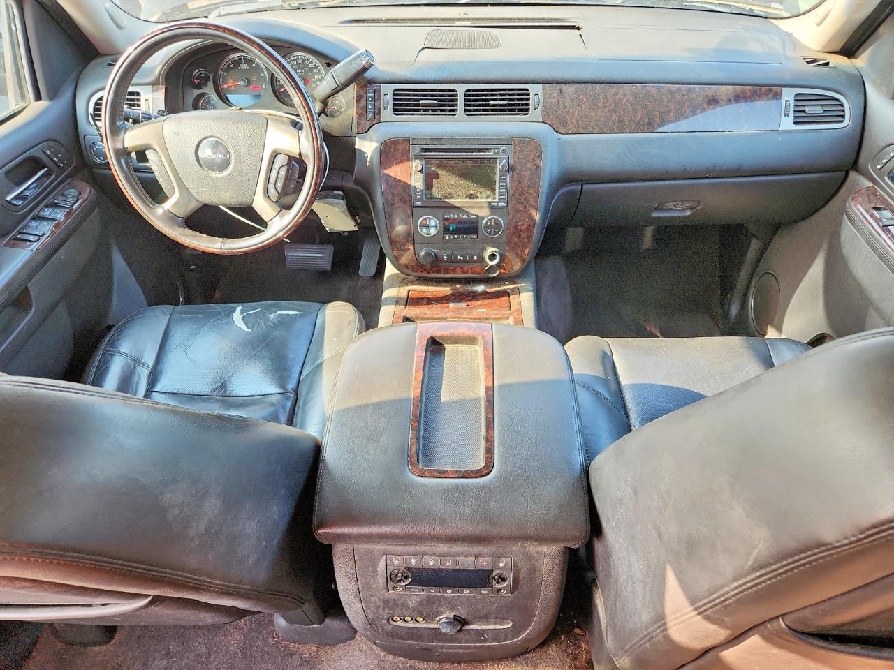 2010 Gmc Yukon Denali Black vin: 1GKUKEEF8AR252263