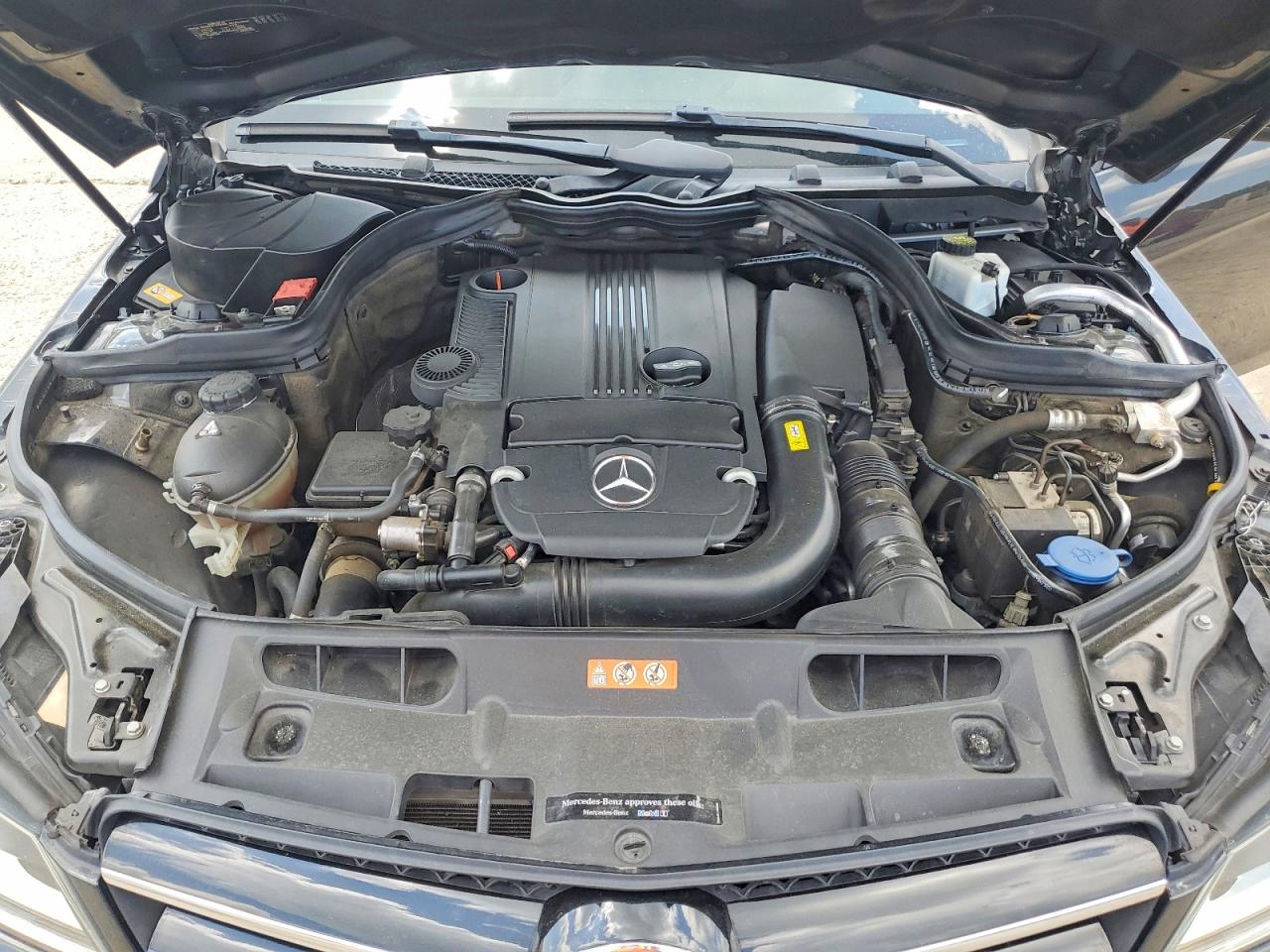 2015 Mercedes-benz C 250 Black vin: WDDGJ4HBXFG387171