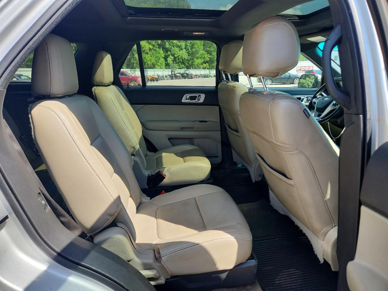 2013 Ford Explorer Серебряный vin: 1FM5K7F82DGC28273