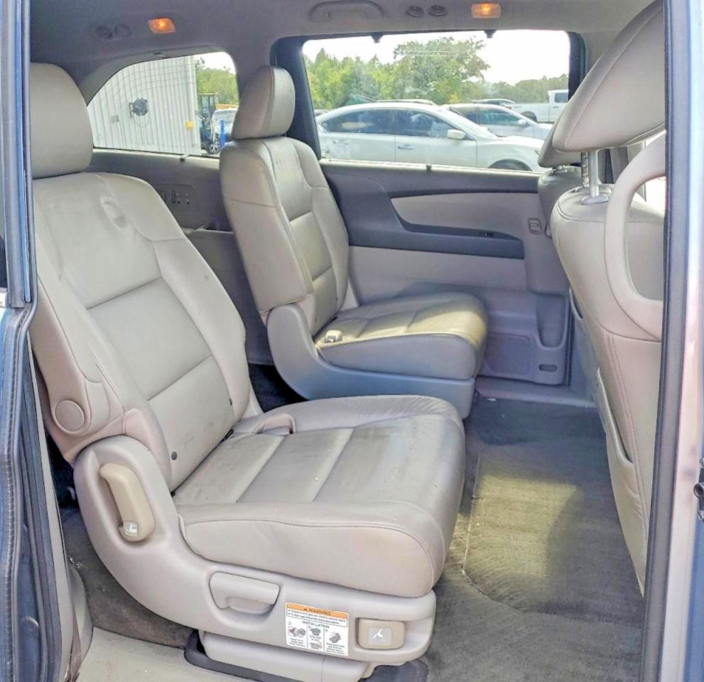 2013 Honda Odyssey Touring Blue vin: 5FNRL5H91DB004483