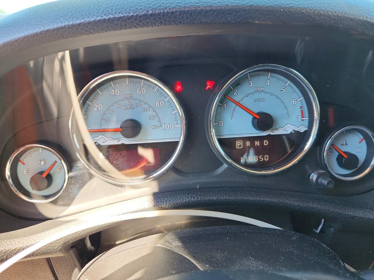 2014 Jeep Wrangler Unlimited Sahara Серебряный vin: 1C4HJWEG3EL170786
