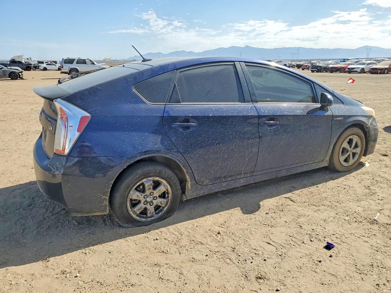 2012 Toyota Prius Four Синий vin: JTDKN3DU3C1547366