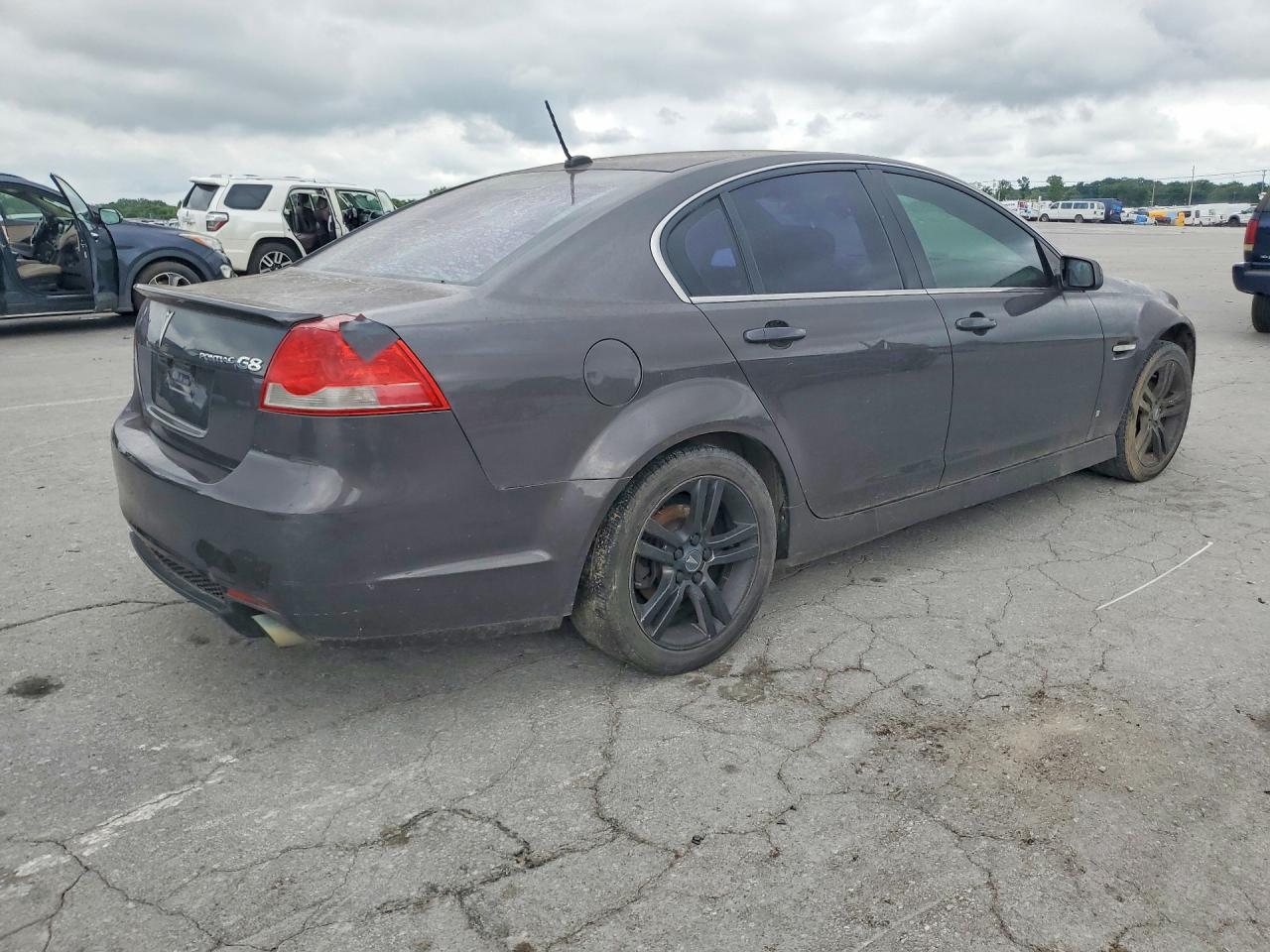 2009 Pontiac G8 Gray vin: 6G2ER57719L169829
