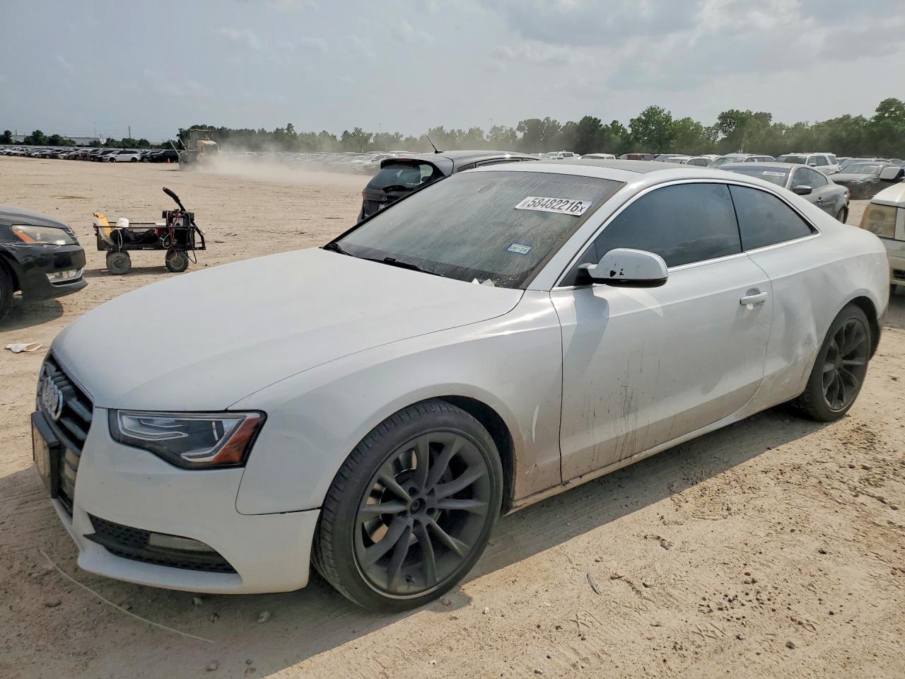 2014 Audi A5 Premium Plus White vin: WAULFAFR4EA028485