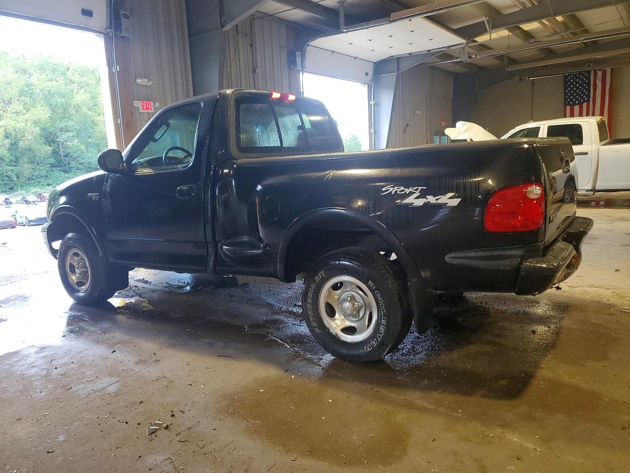 2003 Ford F150 Черный vin: 2FTRF08243CA47928
