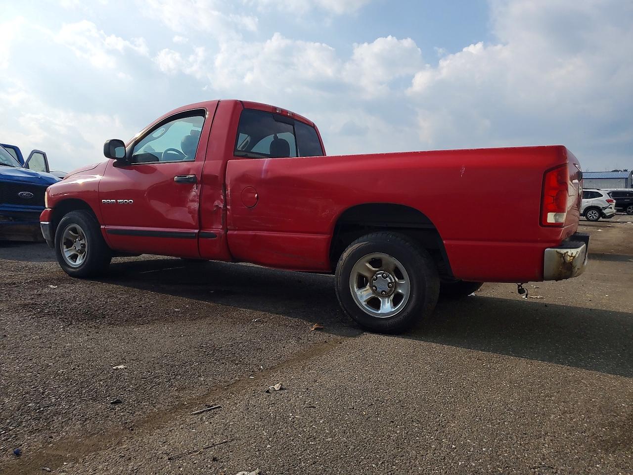 2005 Dodge Ram 1500 St Red vin: 1D7HA16K65J598889
