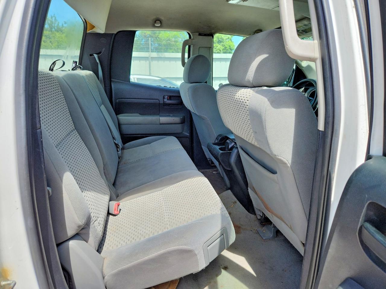 2011 Toyota Tundra Double Cab Sr5 White vin: 5TFRY5F19BX099893