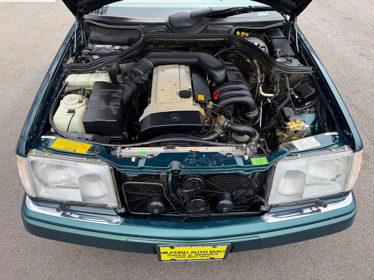 1995 Mercedes-benz E 320 Blue vin: WDBEA66E8SC282817