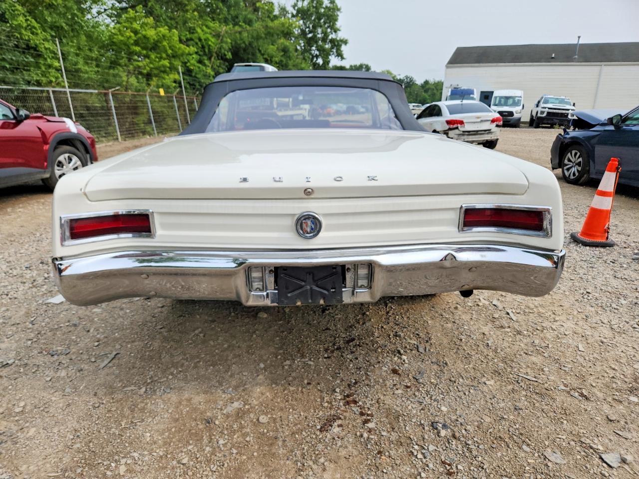 1965 Buick Kkm Enterprises White vin: 433675H313869