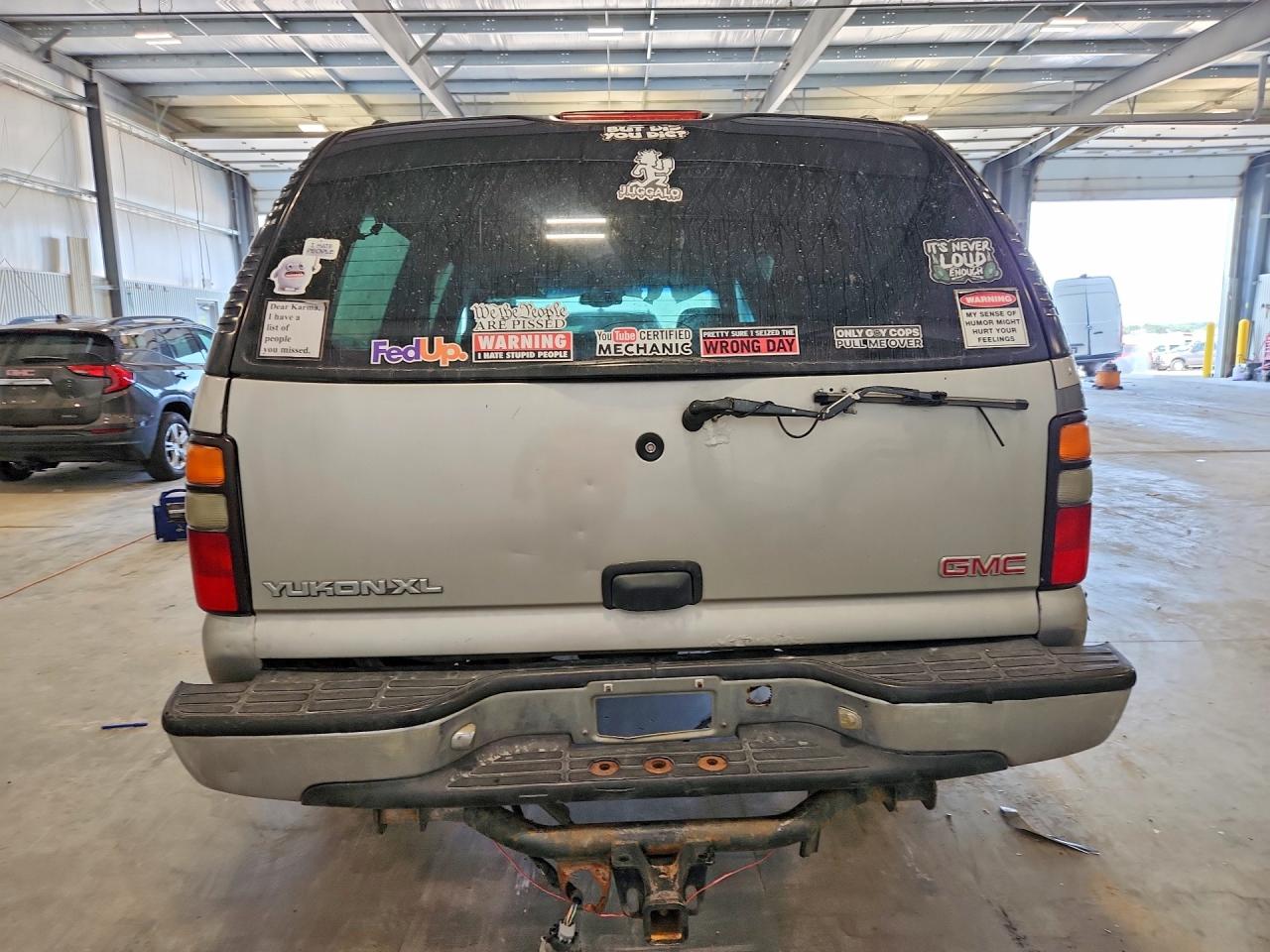 2004 Gmc Yukon Xl K1500 Gray vin: 3GKFK16Z54G251859
