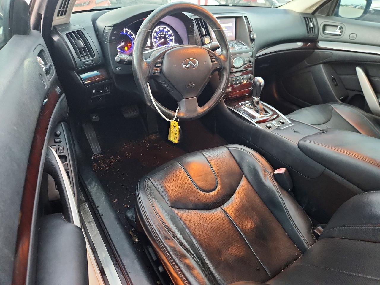 2014 Infiniti Q60 Convertible Base Белый vin: JN1CV6FE7EM900465