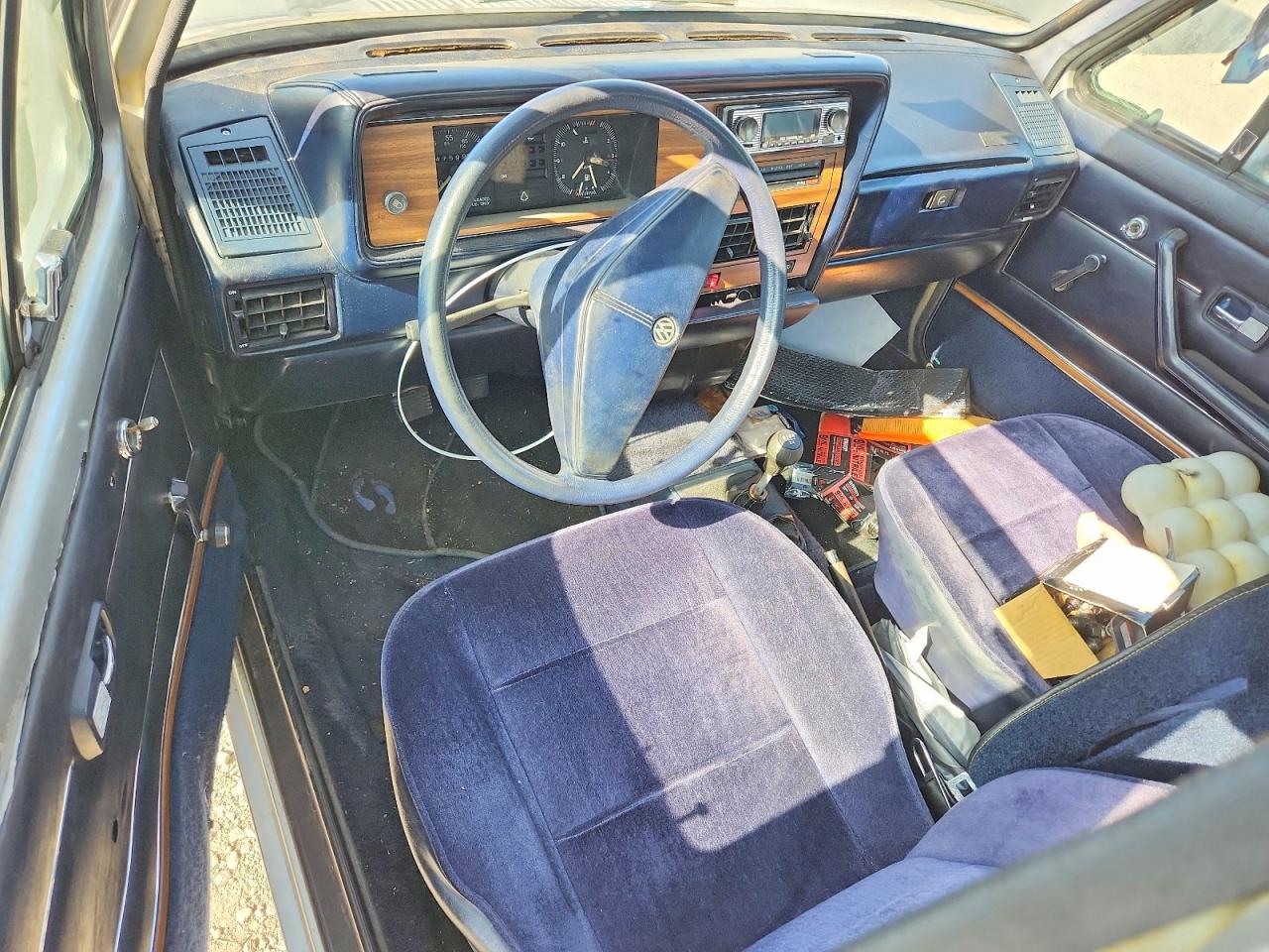 1982 Volkswagen Rabbit Ls Deluxe Серебряный vin: 1VWGB917XCV041944