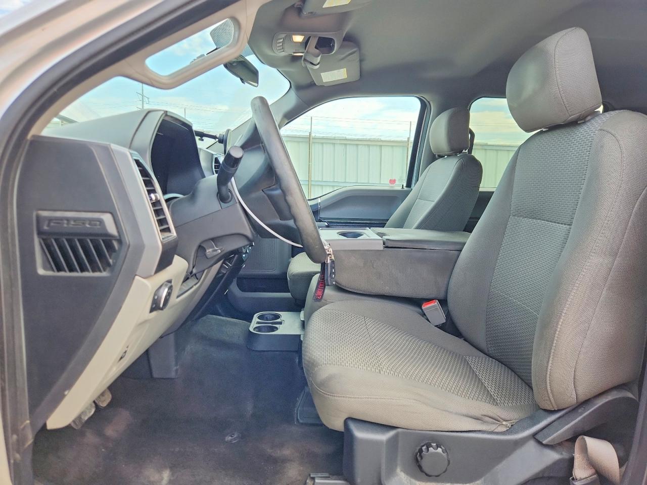 2018 Ford F150 Supercrew Silver vin: 1FTFW1E50JFA02252