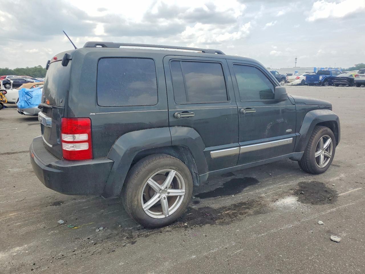 2012 Jeep Liberty Sport Черный vin: 1C4PJMAK2CW200334