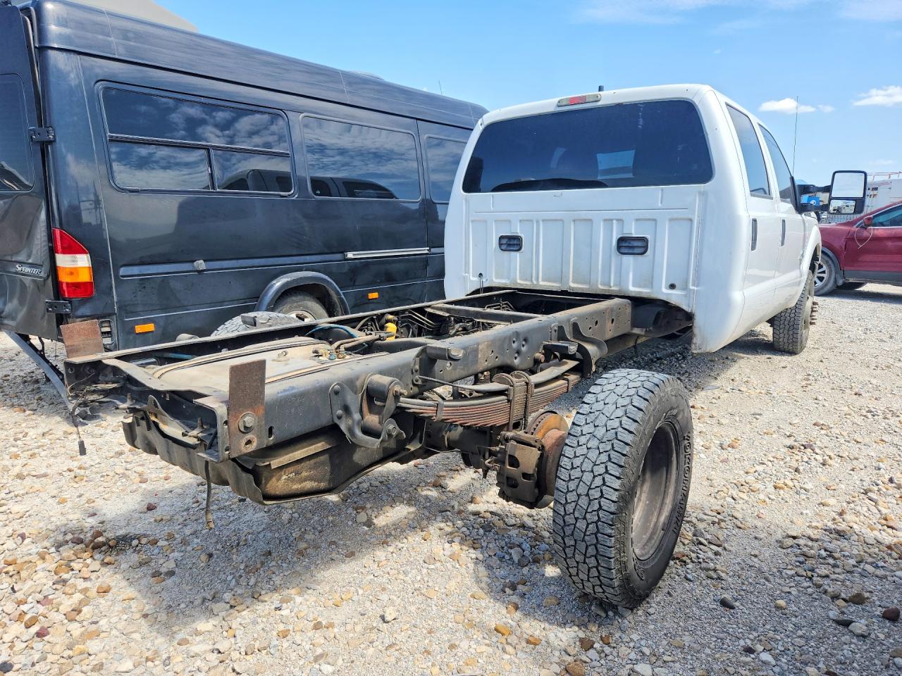 2013 Ford F350 Super Duty White vin: 1FD8W3HT8DEA40607