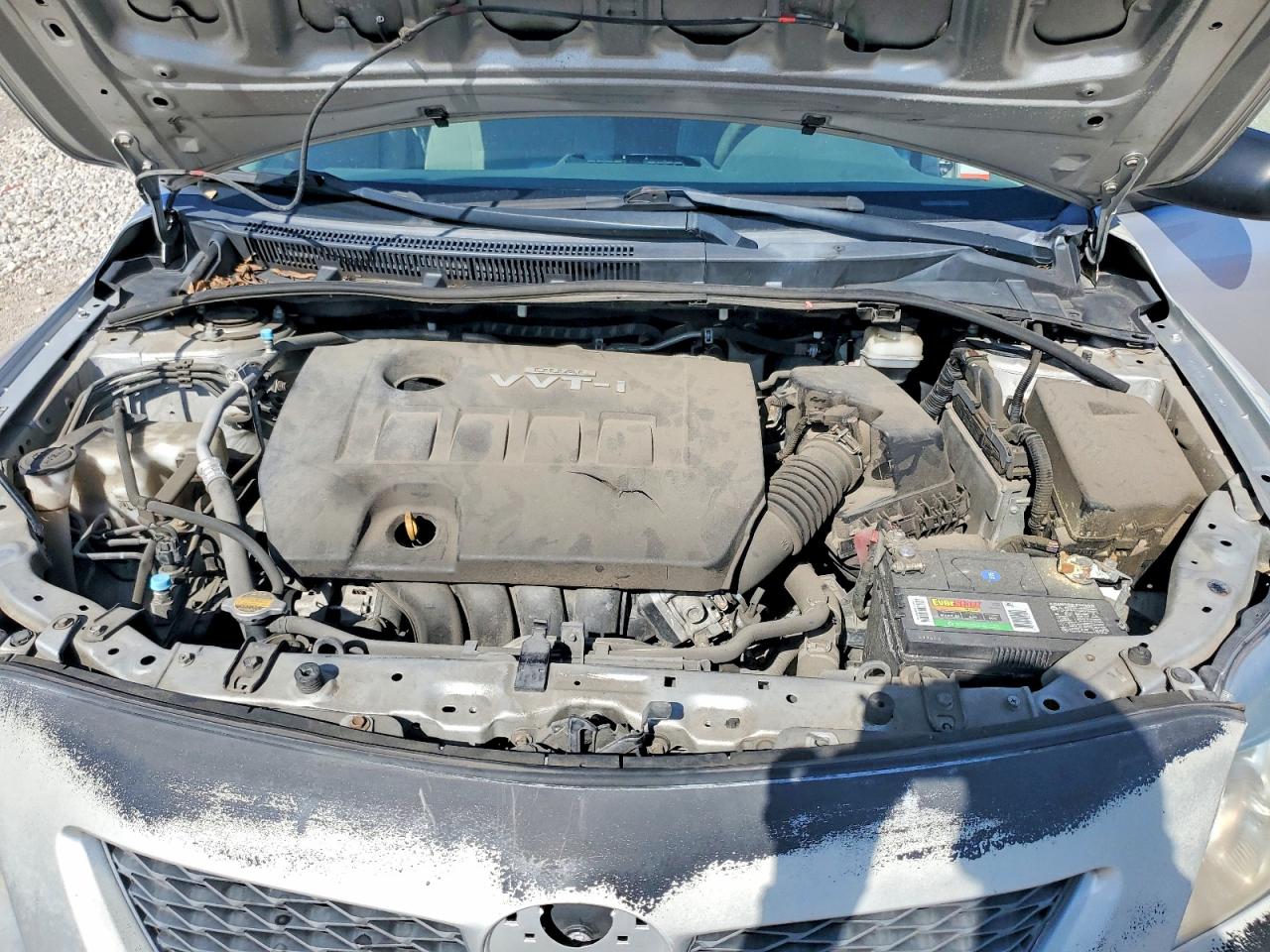 2009 Toyota Corolla Base Серебряный vin: JTDBL40E899044503
