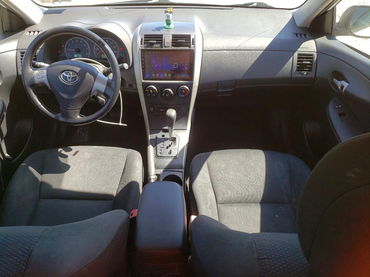 2009 Toyota Corolla S White vin: 1NXBU40E39Z034404