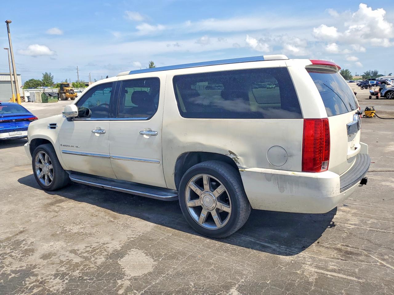 2008 Cadillac Escalade Esv White vin: 1GYFK66878R271742