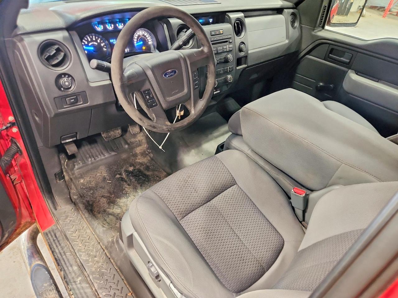 2013 Ford F150 Super Cab Red vin: 1FTEX1EM2DKD85347