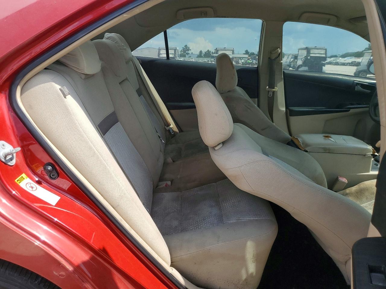 2012 Toyota Camry Le Red vin: 4T4BF1FK7CR270704