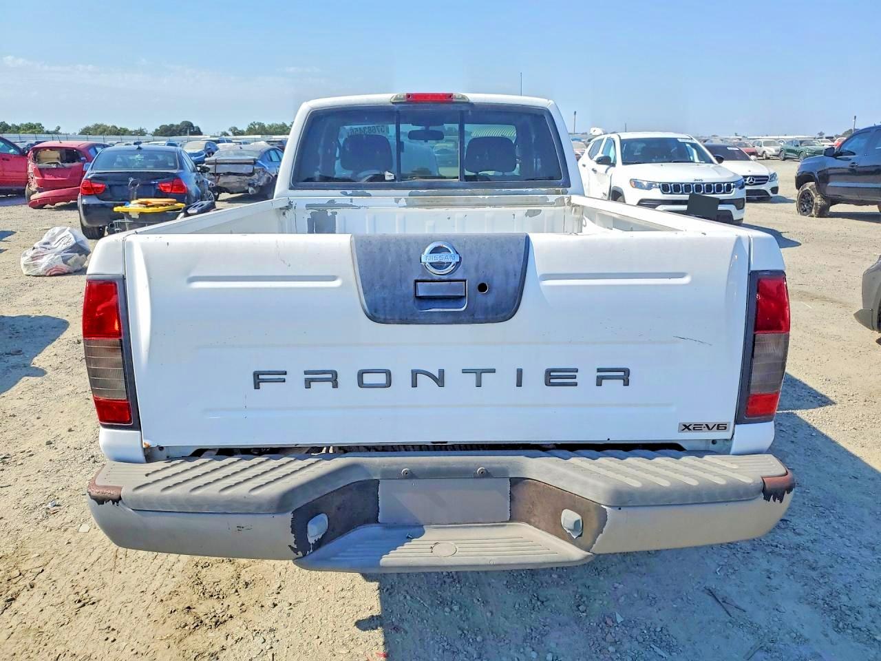 2003 Nissan Frontier Xe-v6 Desert Runner White vin: 1N6ED26TX3C412417
