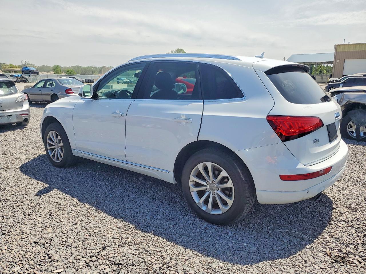 2015 Audi Q5 Premium Plus Белый vin: WA1LFAFP6FA138936