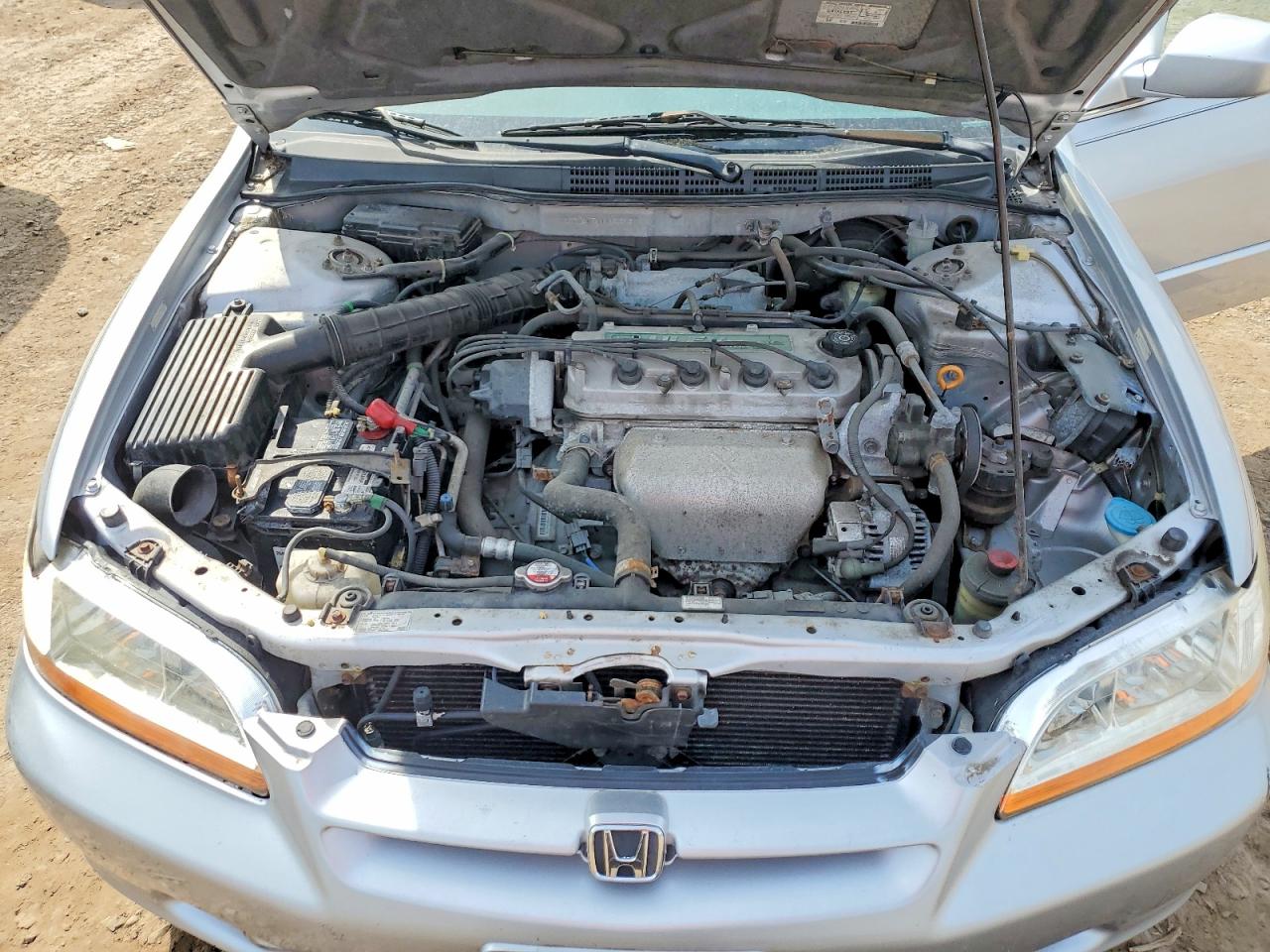 2000 Honda Accord Lx Серебряный vin: 1HGCG6554YA106930