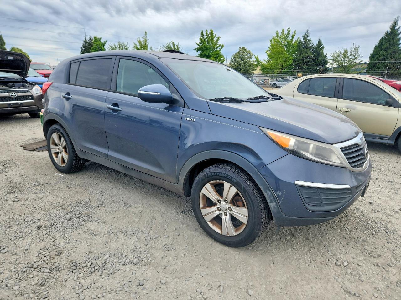 2013 Kia Sportage Lx Blue vin: KNDPBCA26D7466944