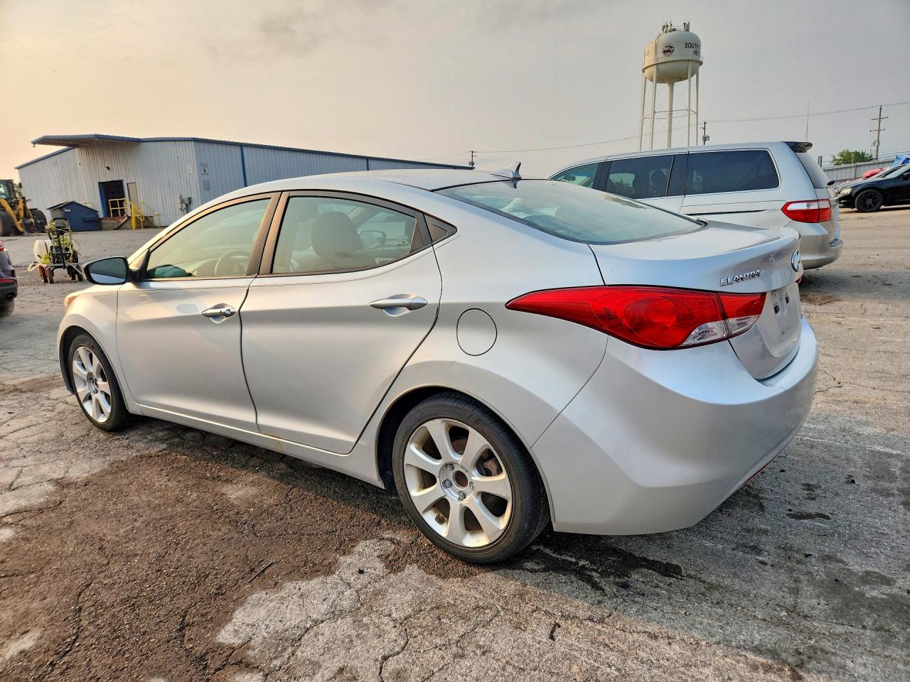 2012 Hyundai Elantra Limited Серебряный vin: KMHDH4AE5CU385320