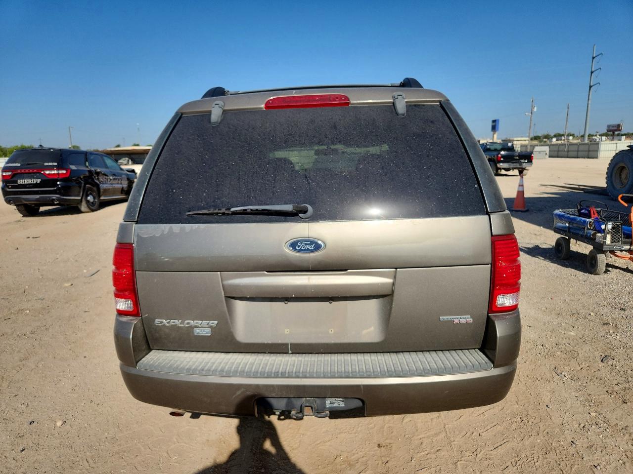 2005 Ford Explorer Xlt Tan vin: 1FMZU63K25ZA51171