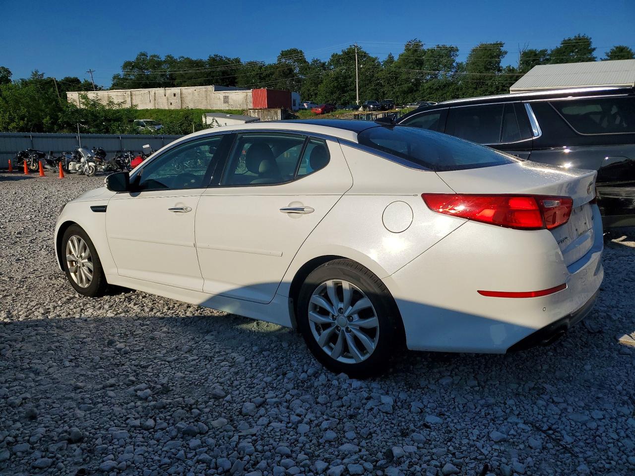 2015 Kia Optima Ex White vin: 5XXGN4A78FG436136