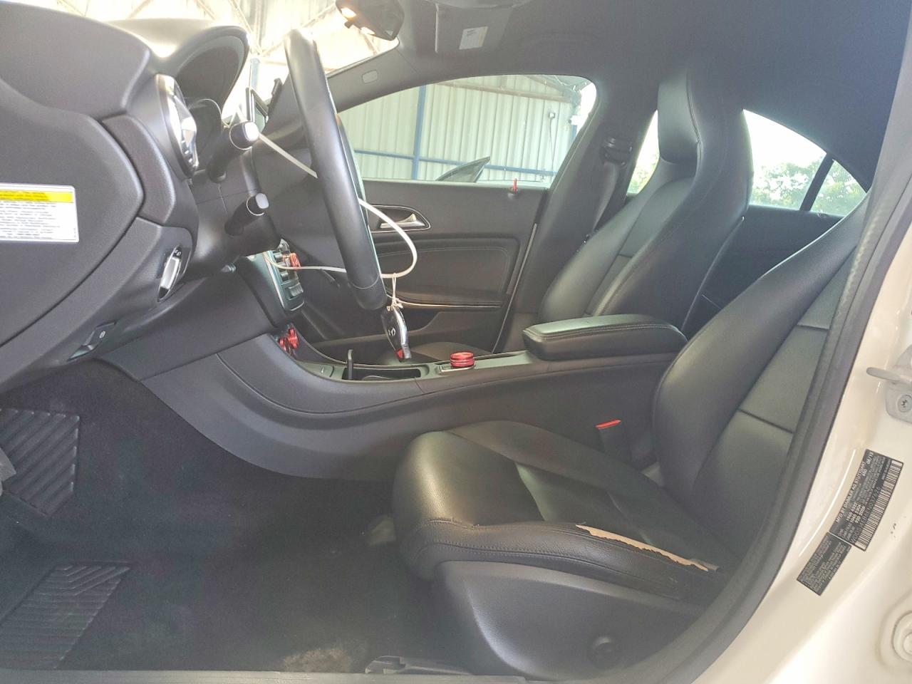 2014 Mercedes-benz Cla 250 Белый vin: WDDSJ4EB6EN037626
