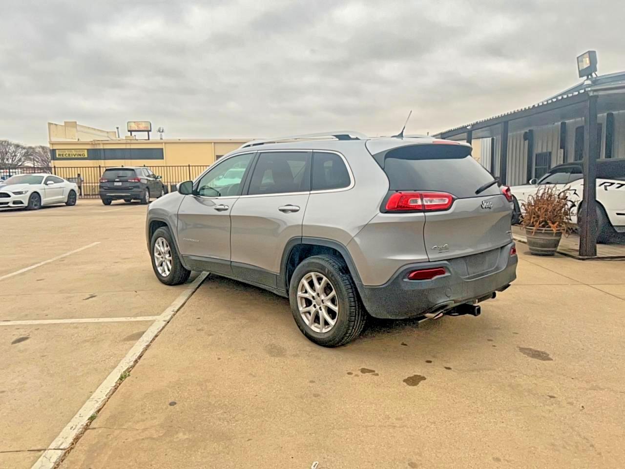2014 Jeep Cherokee Latitude Серый vin: 1C4PJMCS3EW108049