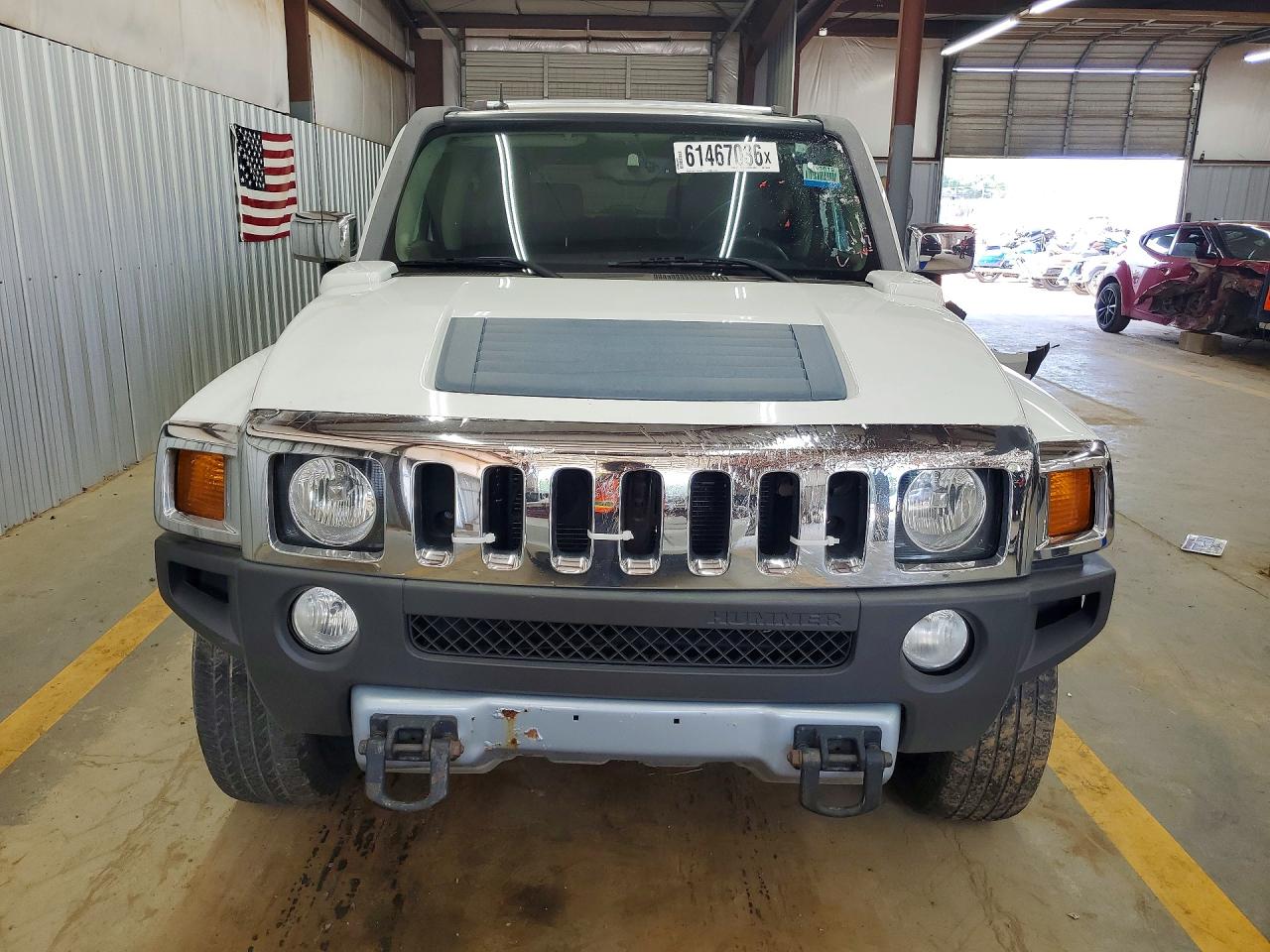 2009 Hummer H3 Белый vin: 5GTEN13E798146732