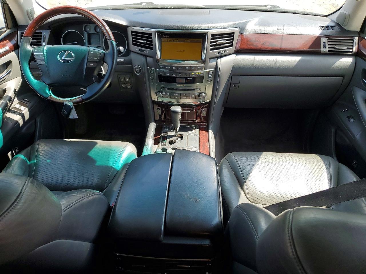 2010 Lexus Lx 570 Серебряный vin: JTJHY7AX2A4042032