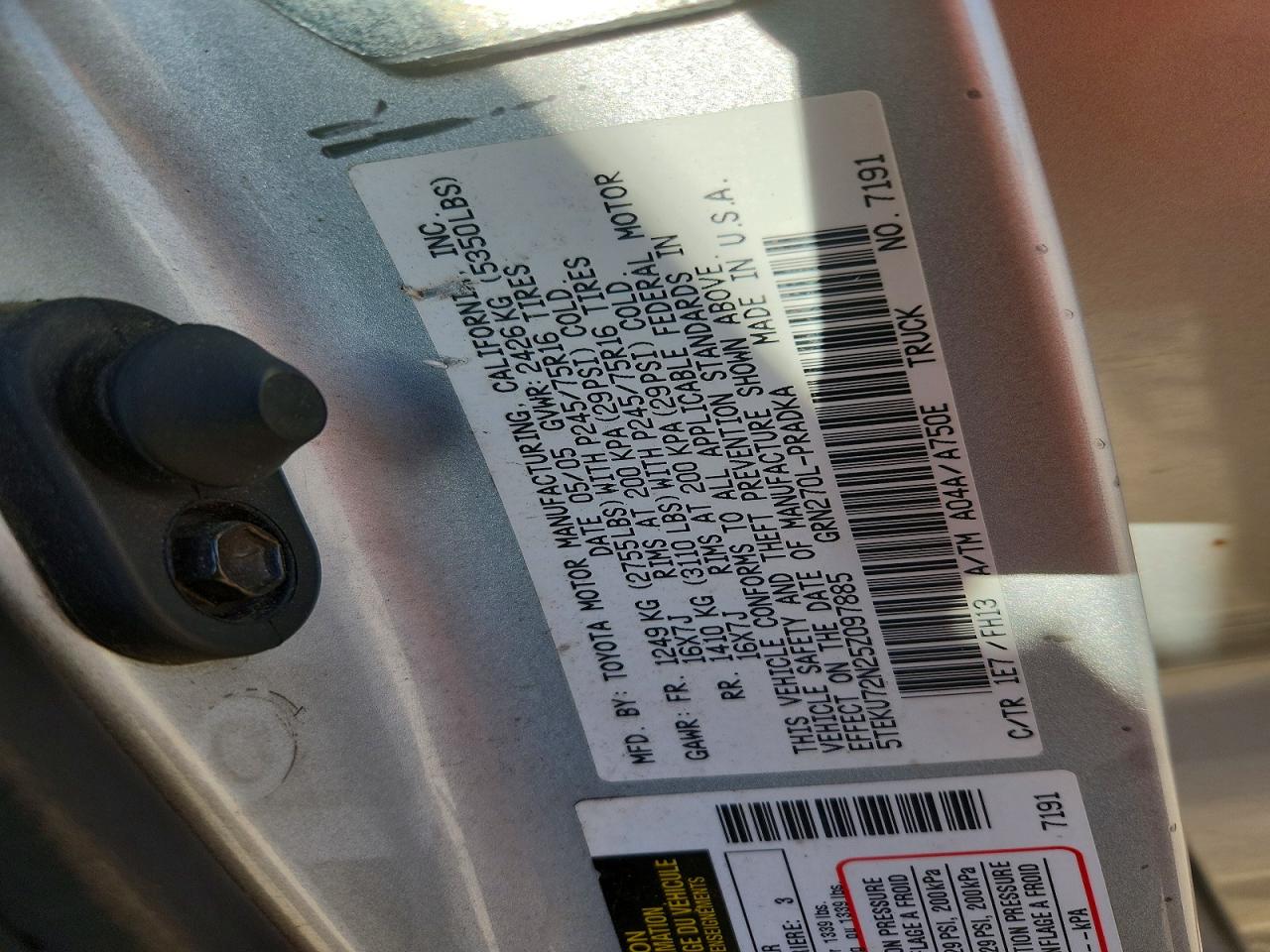 2005 Toyota Tacoma Double Cab Prerunner Long Bed Silver vin: 5TEKU72N25Z097885