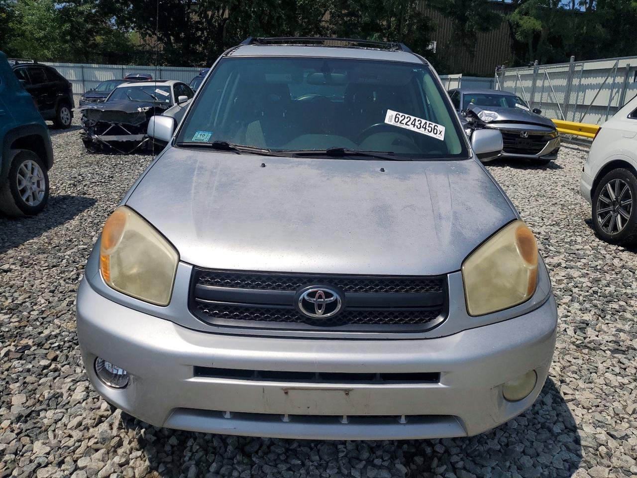 2005 Toyota Rav4 Base Silver vin: JTEGD20V650049068