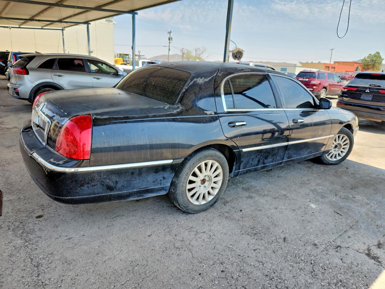 2008 Lincoln Town Car Signature Limited Black vin: 2LNHM82V98X639453