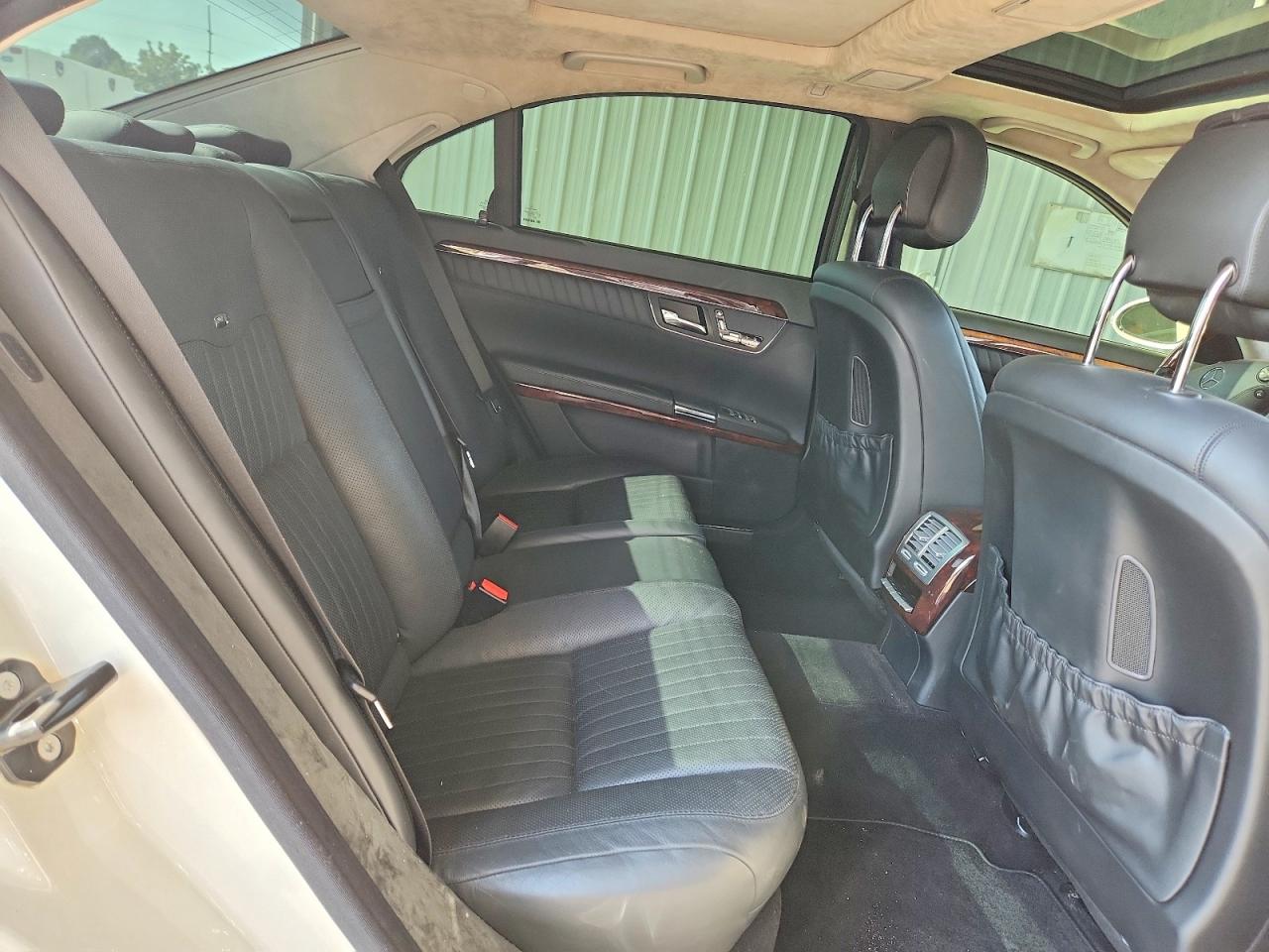 2008 Mercedes-benz S 600 White vin: WDDNG76X38A162246