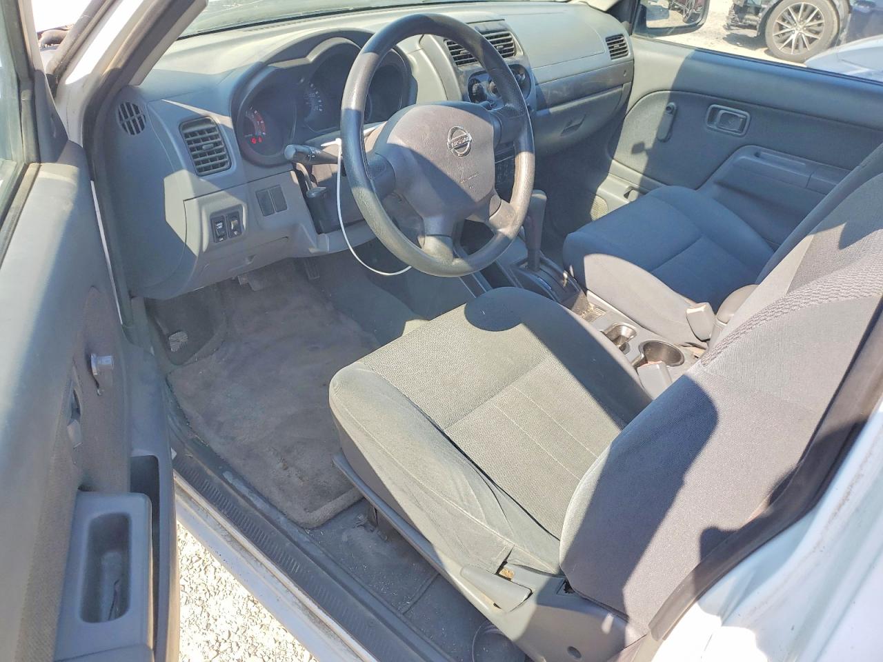 2003 Nissan Frontier Xe-v6 Desert Runner White vin: 1N6ED26TX3C412417