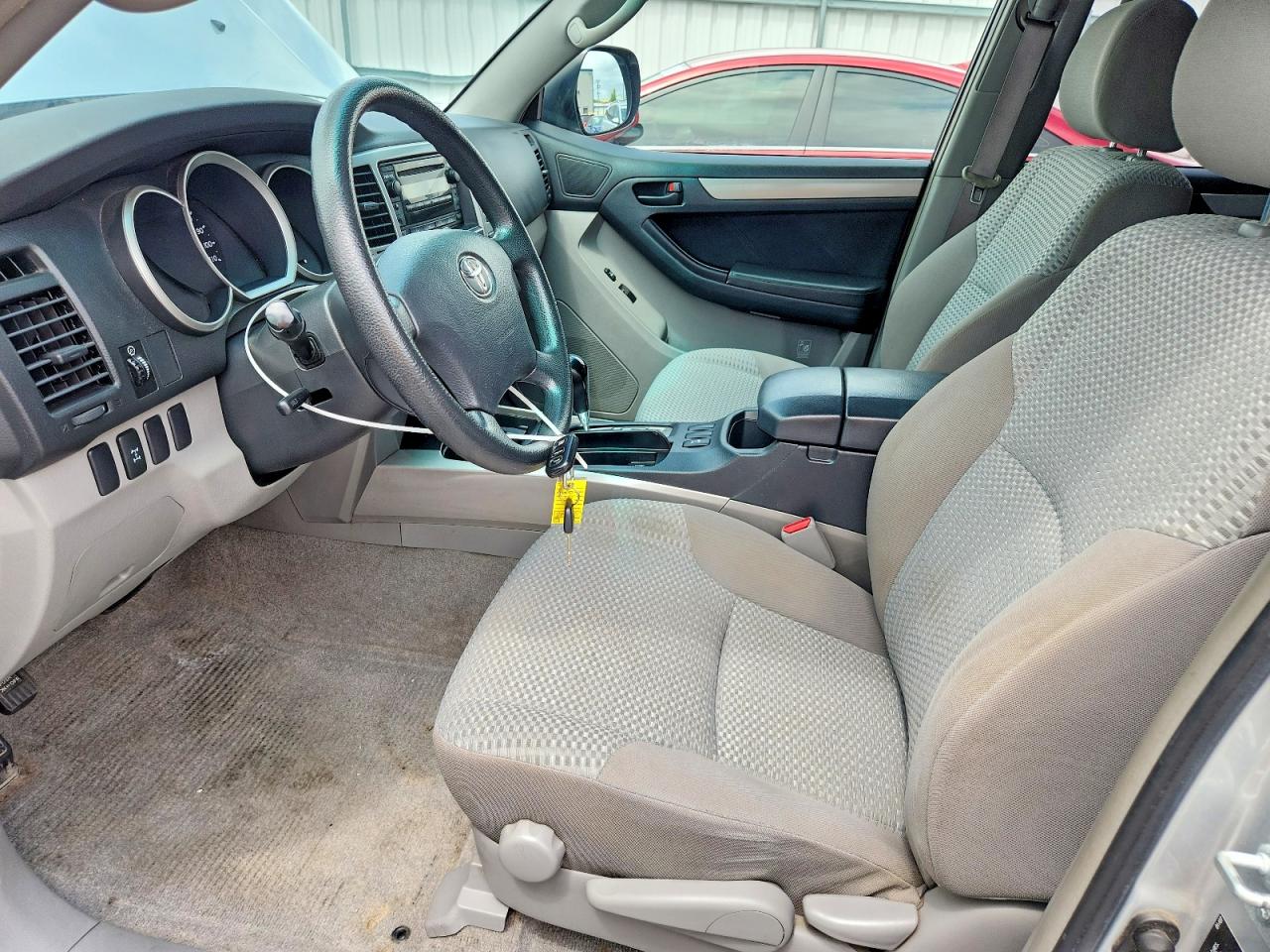 2007 Toyota 4runner Sr5 Silver vin: JTEBU14RX70118820