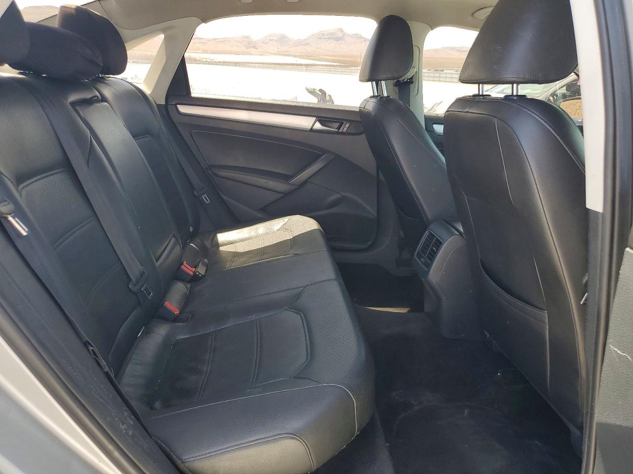 2013 Volkswagen Passat Se Silver vin: 1VWBP7A30DC118279