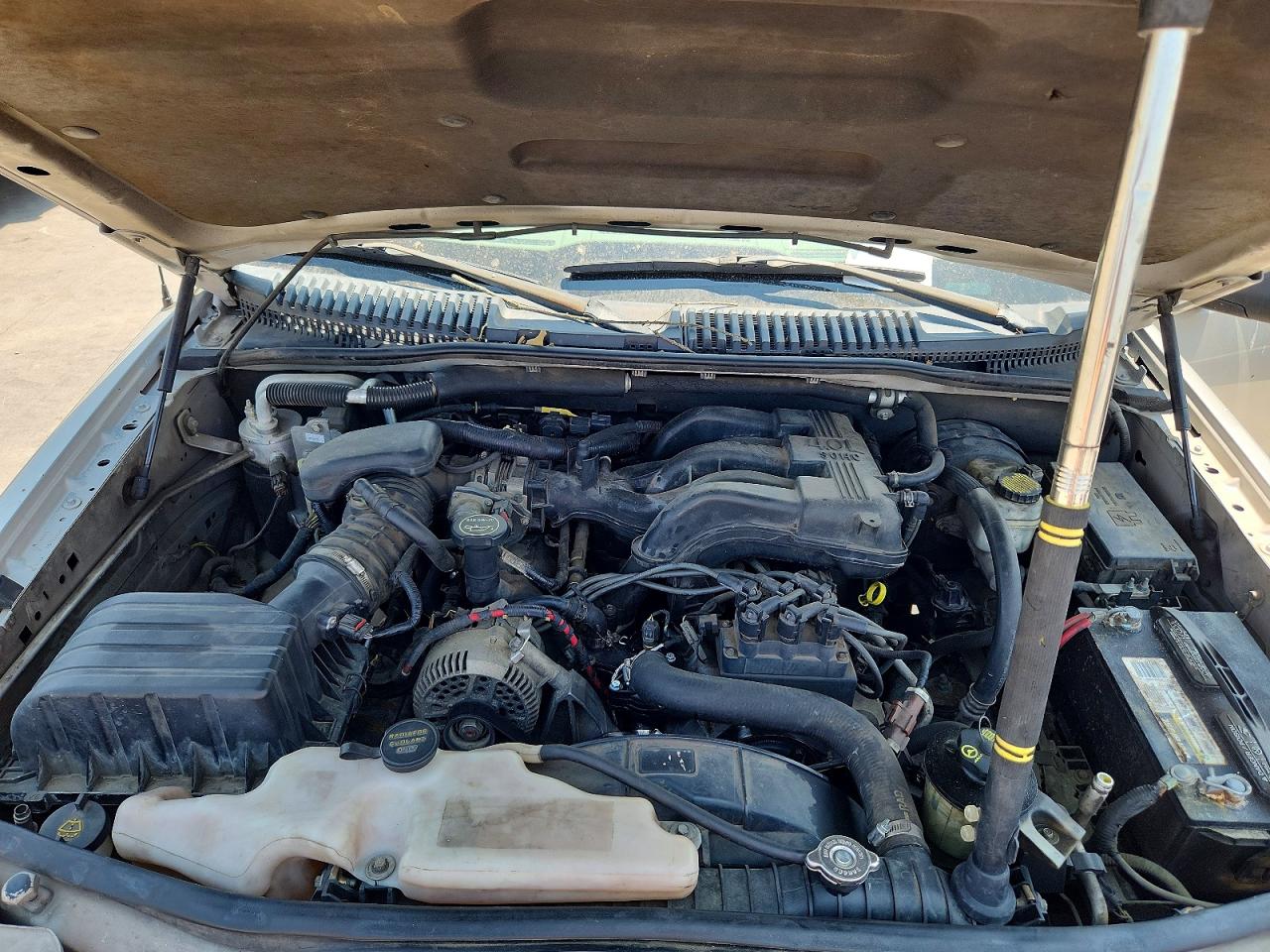 2007 Ford Explorer Xlt Silver vin: 1FMEU63E87UB00026
