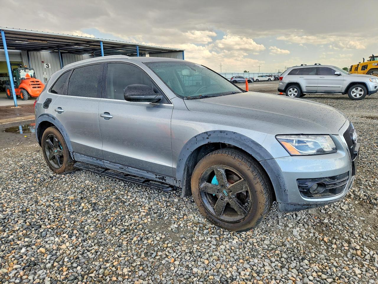 2010 Audi Q5 Premium Plus Silver vin: WA1LKAFP3AA102870