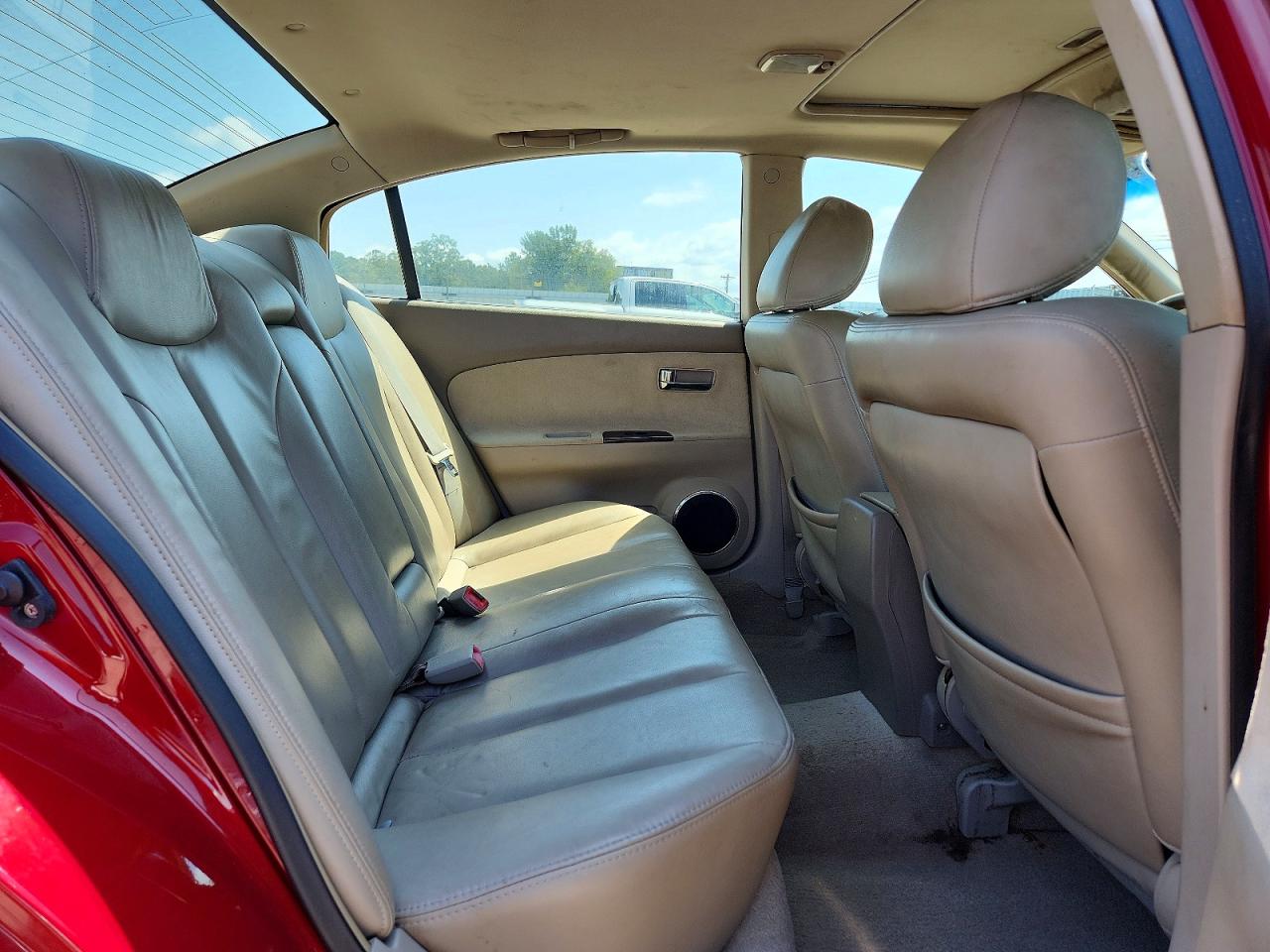 2006 Nissan Altima 2.5 Red vin: 1N4AL11D66C140568