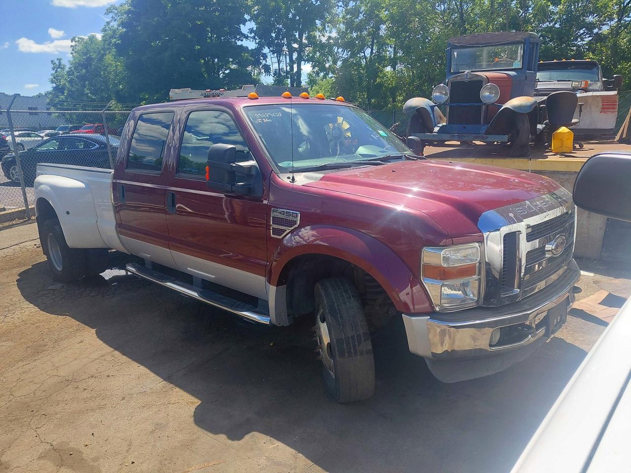 2008 Ford F450 Super Duty Burgundy vin: 1FTXW43R68EC51991