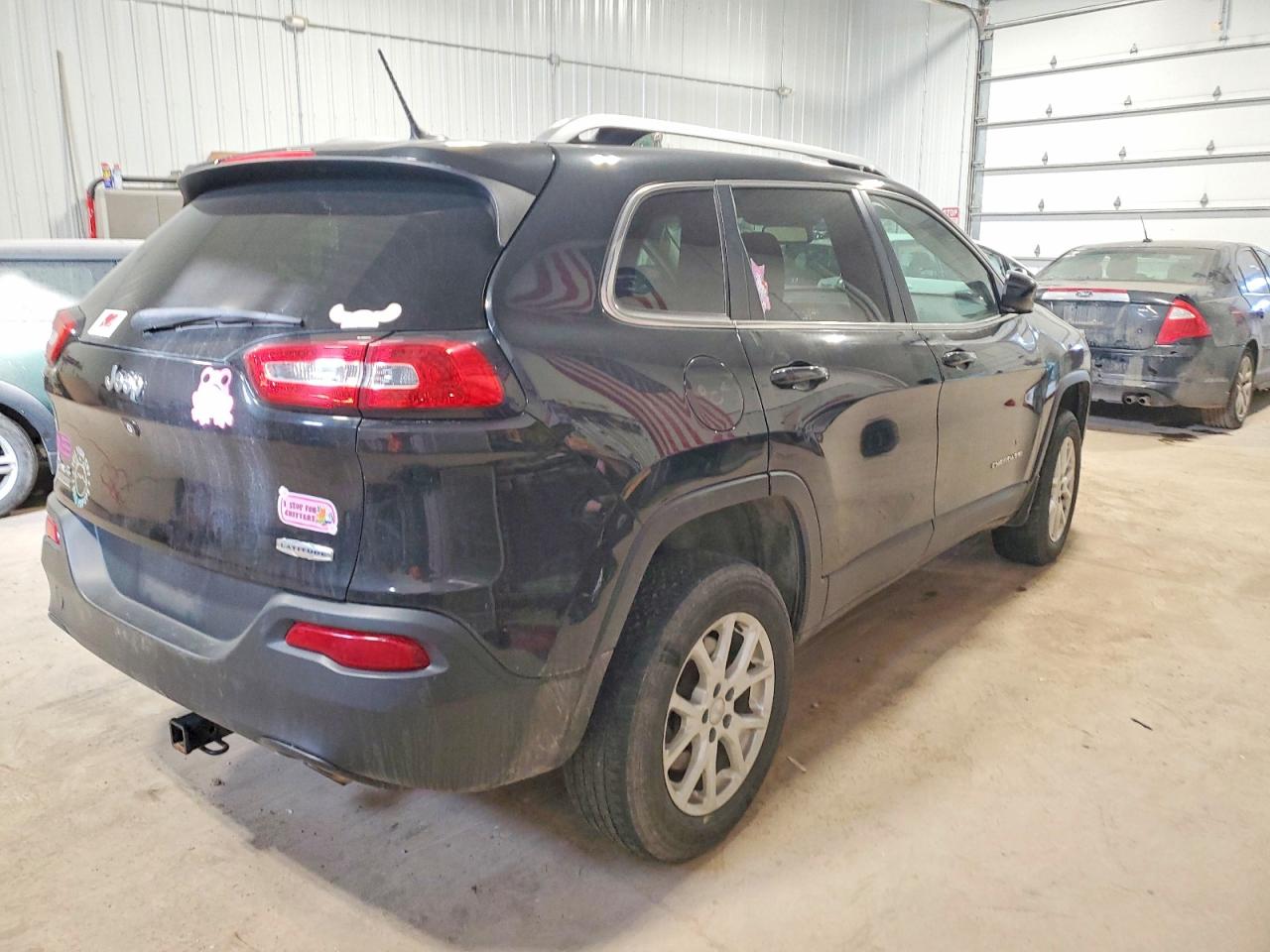 2014 Jeep Cherokee Latitude Black vin: 1C4PJMCS5EW317955