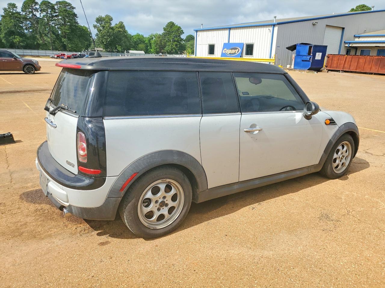 2014 Mini Cooper Clubman Silver vin: WMWZF3C51ET492913