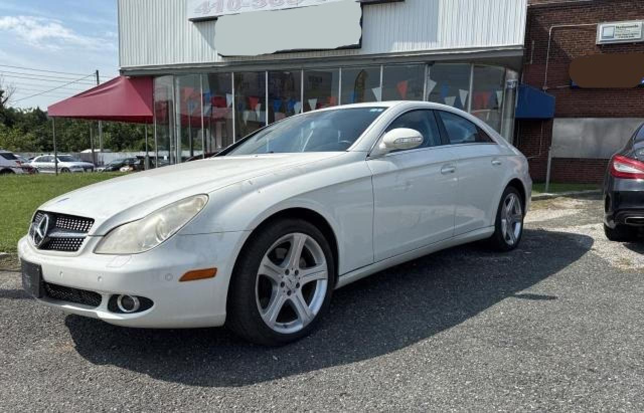 2007 Mercedes-benz Cls 550 Белый vin: WDDDJ72X27A107160